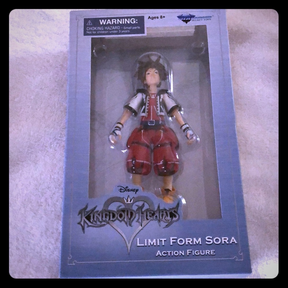 Disney Kingdom Hearts diamond select toy